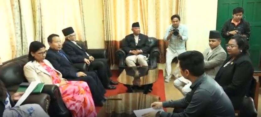 प्रधानमन्त्री बालेन्द्रको अभिव्यक्ति नसच्चिएसम्म सदनको अवरोध कायमै राख्ने विपक्षी दलको निर्णय